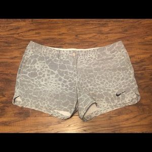Womans Nike Golf shorts Dri- fit size 14